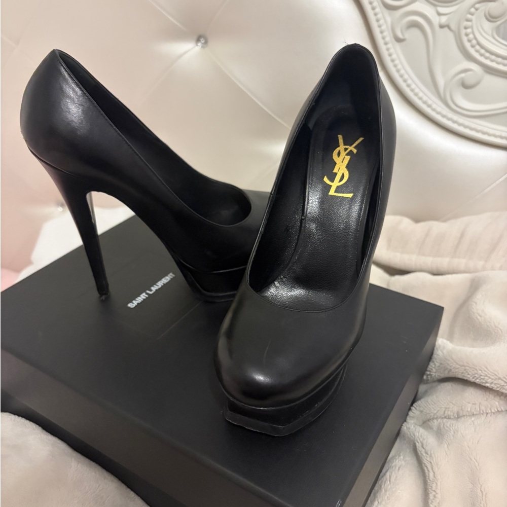 Saint Laurent Black Women's Heels
